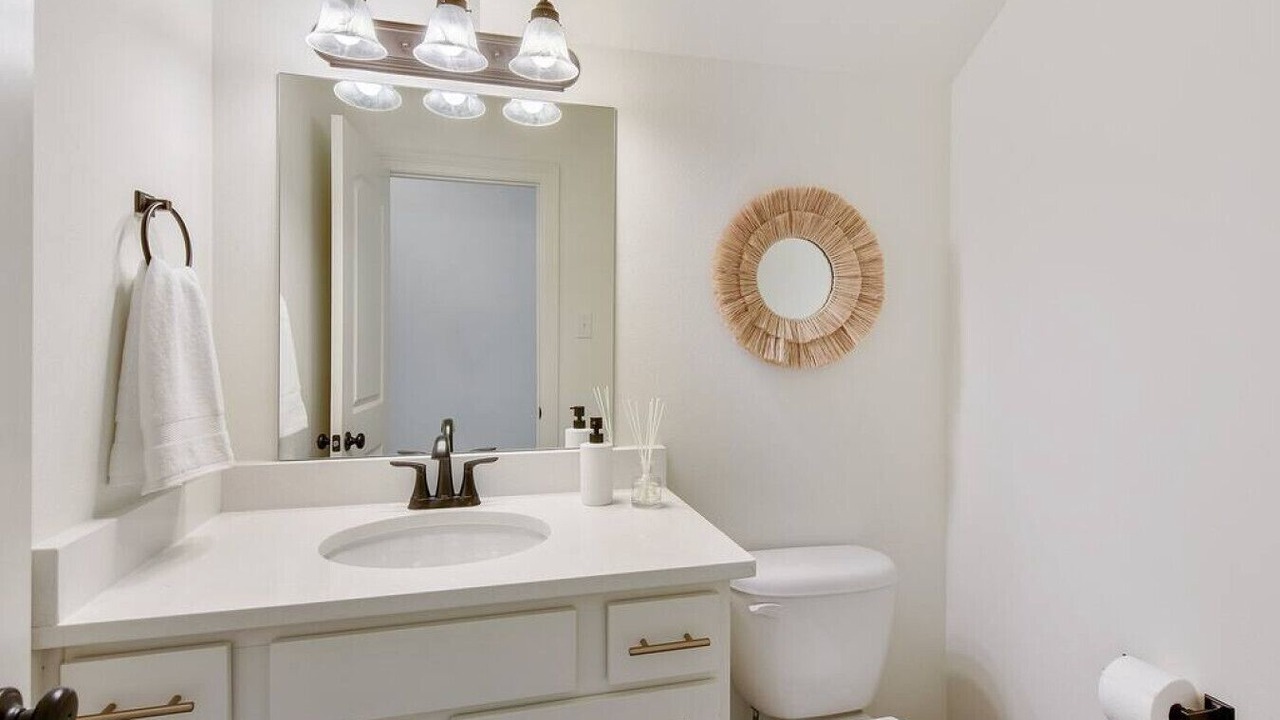 Photo of Bathroom in Highlands - Perkins