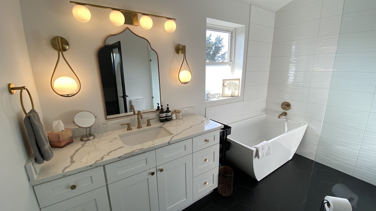 Photo of Bathroom in Avondale