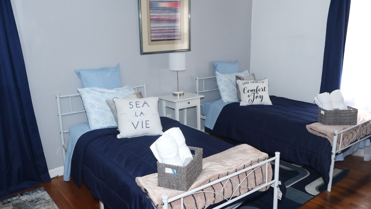 Photo of Bedroom in Detroit