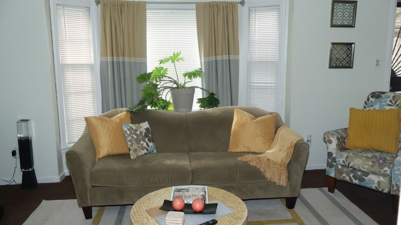 Photo of Livingroom in Detroit