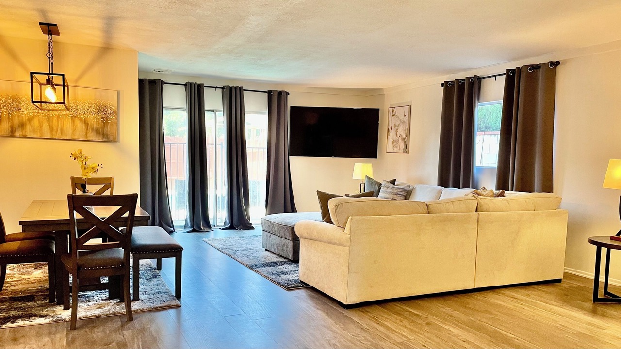 Photo of Livingroom in Glendora
