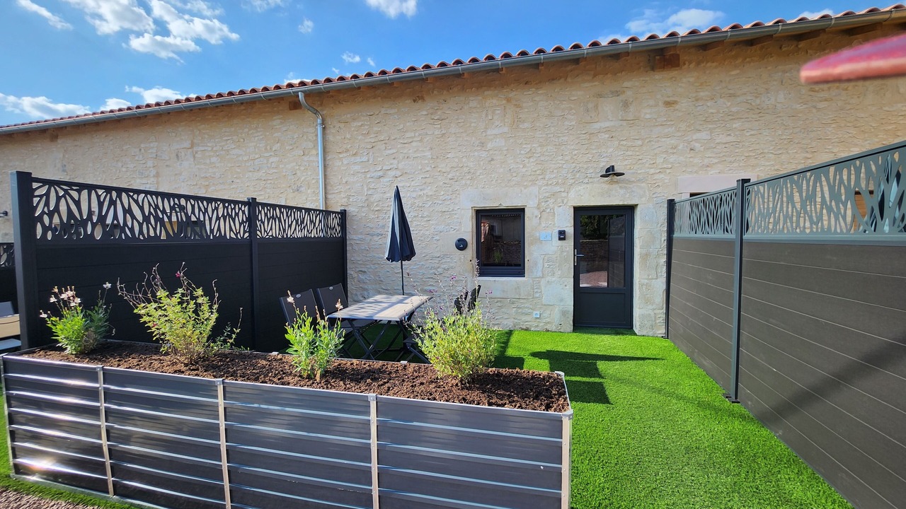 Photo of Outdoor in Savigne