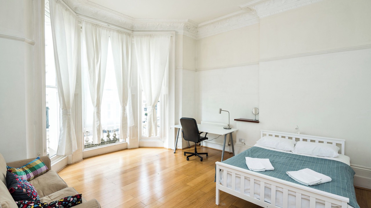 Photo of Bedroom in Courtfield