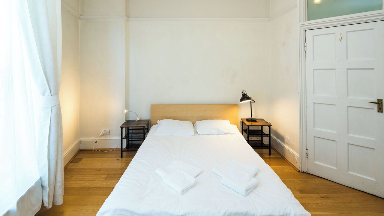 Photo of Bedroom in Courtfield