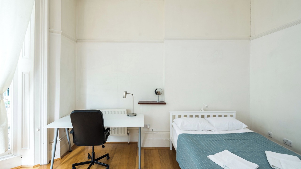 Photo of Bedroom in Courtfield