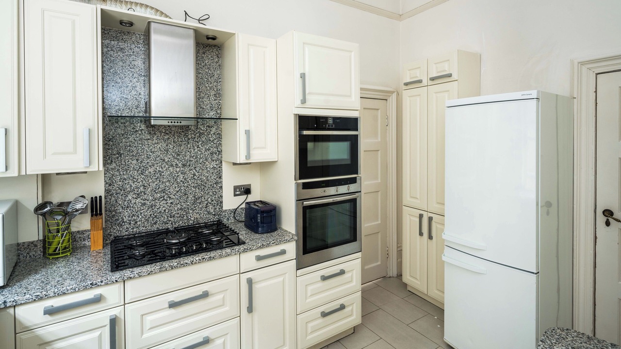 Photo of Kitchen in Courtfield