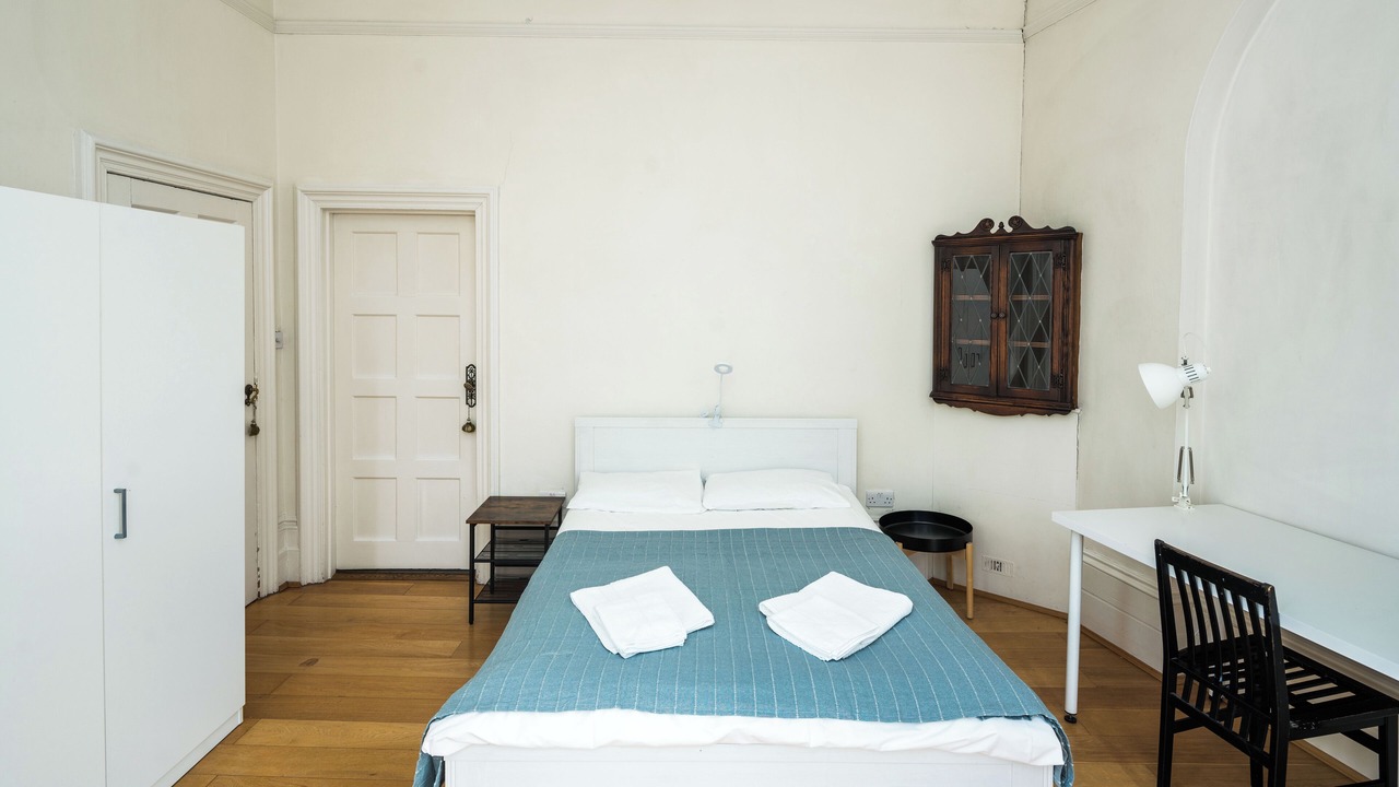 Photo of Bedroom in Courtfield