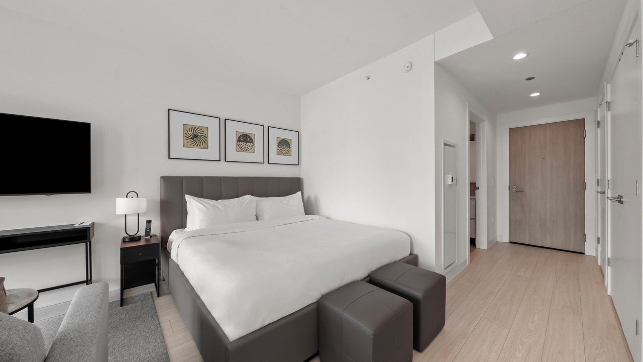 Photo of Bedroom in Downtown Chicago