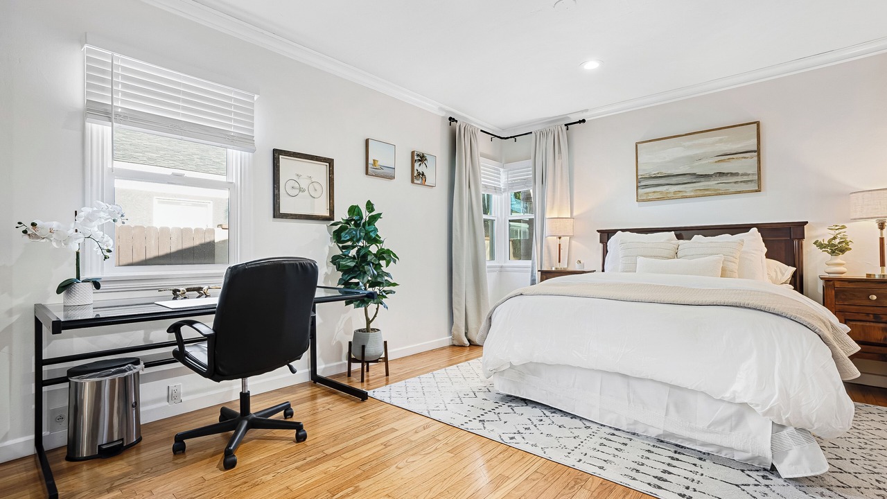 Photo of Bedroom in West Los Angeles