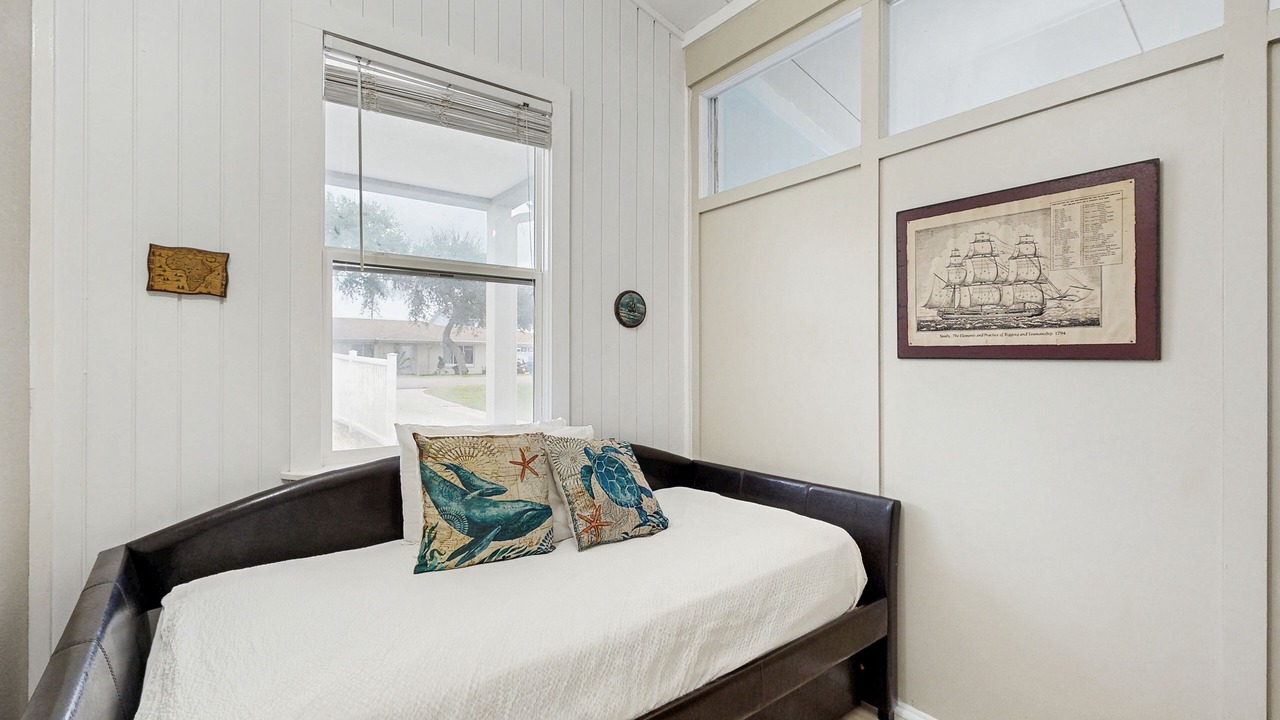 Photo of Bedroom in Flour Bluff