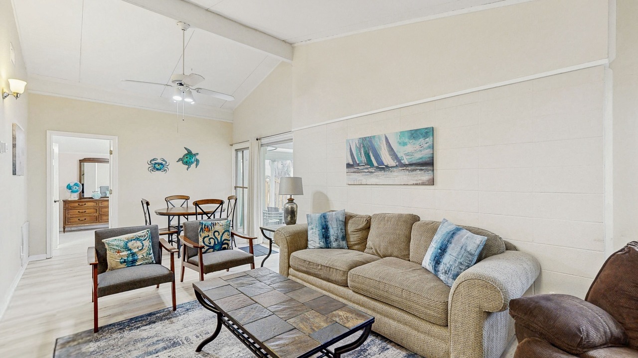 Photo of Livingroom in Flour Bluff