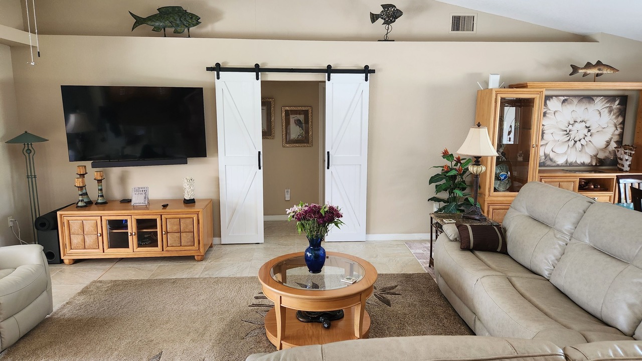 Photo of Livingroom in Burnt Store Isles