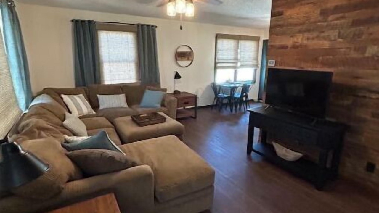 Photo of Livingroom in Republican City
