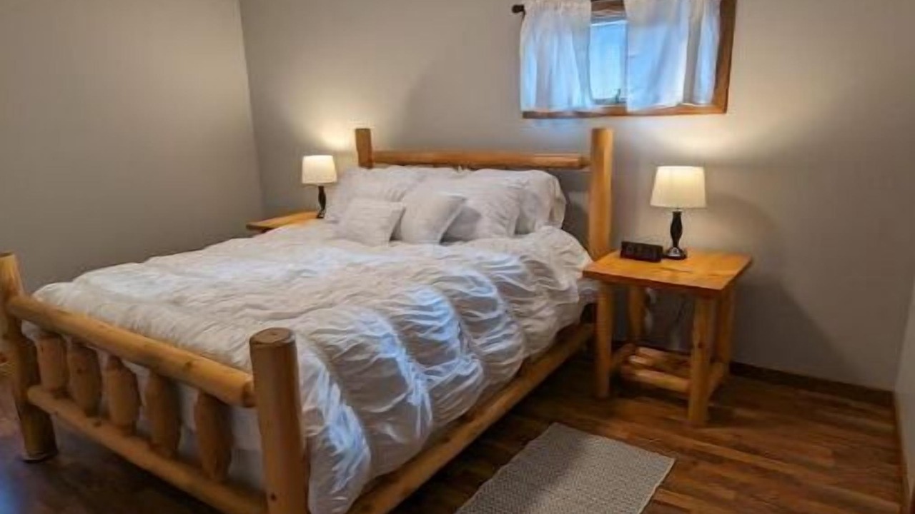 Photo of Bedroom in Shelby