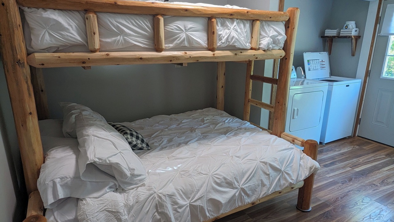 Photo of Bedroom in Shelby