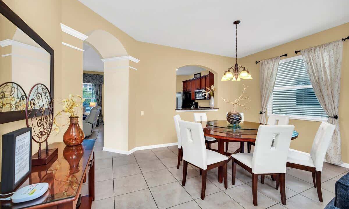 Photo of Bedroom in Windsor Hills