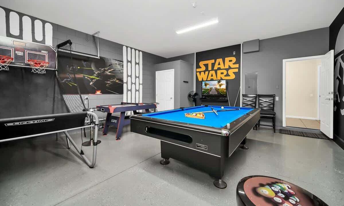 Photo of Bedroom in Windsor Hills