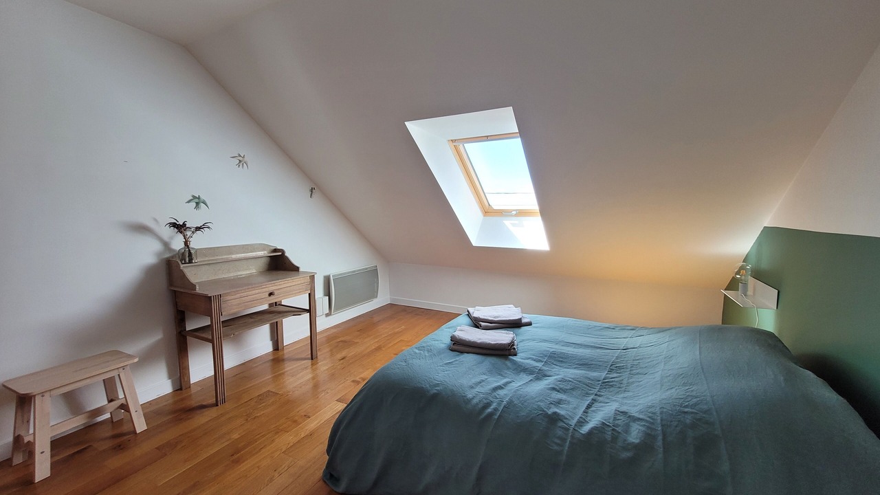 Photo of Bedroom in Menetru-le-Vignoble