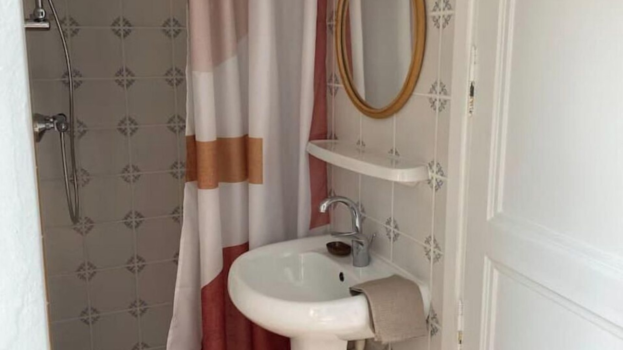 Photo of Bathroom in Menetru-le-Vignoble