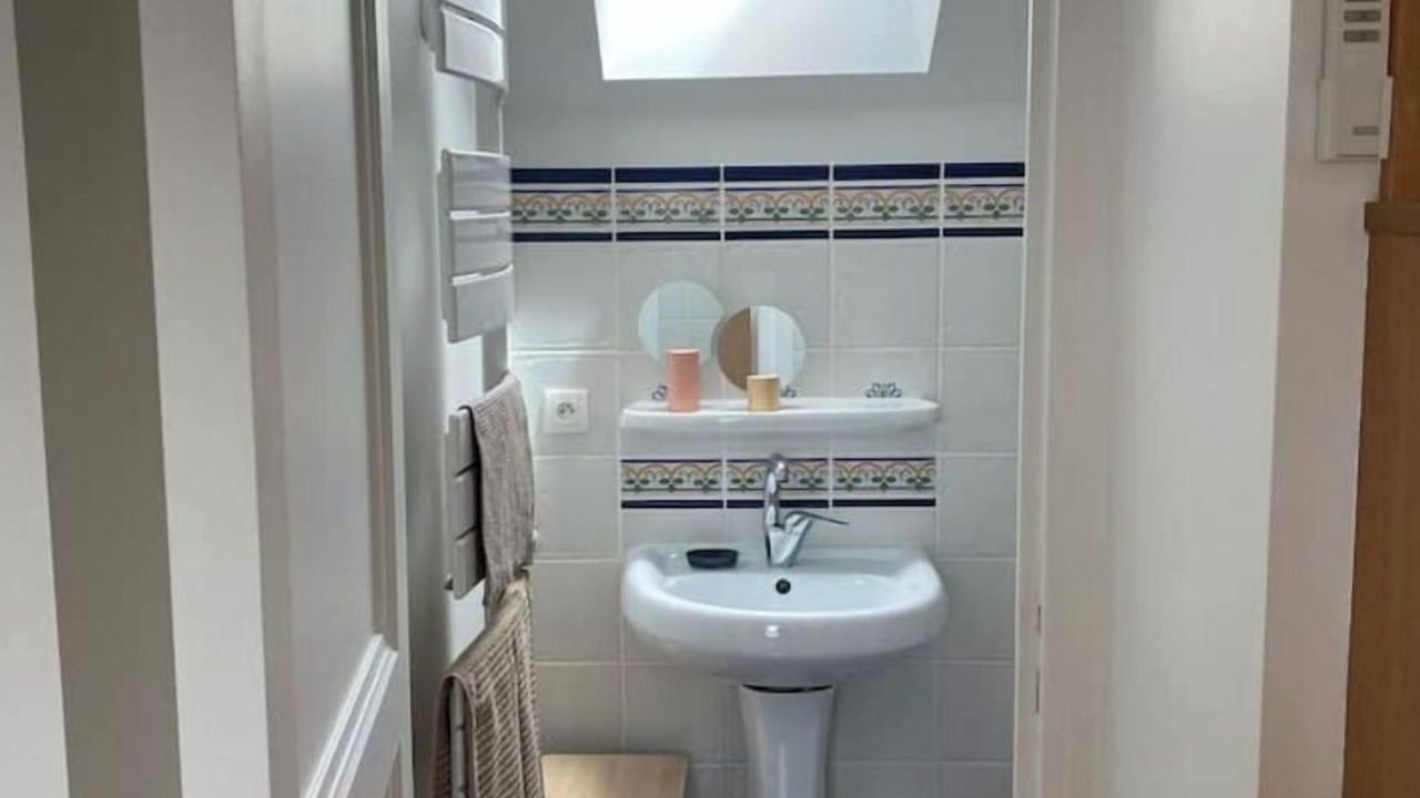 Photo of Bathroom in Menetru-le-Vignoble