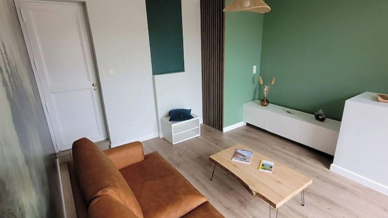 Photo of Livingroom in Menetru-le-Vignoble