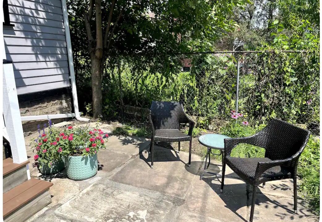 Photo of Patio Balcony in Front Park