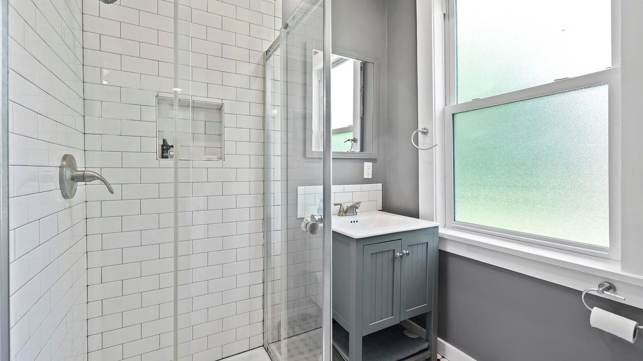 Photo of Bathroom in Front Park