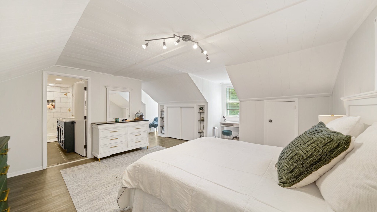 Photo of Bedroom in Exton