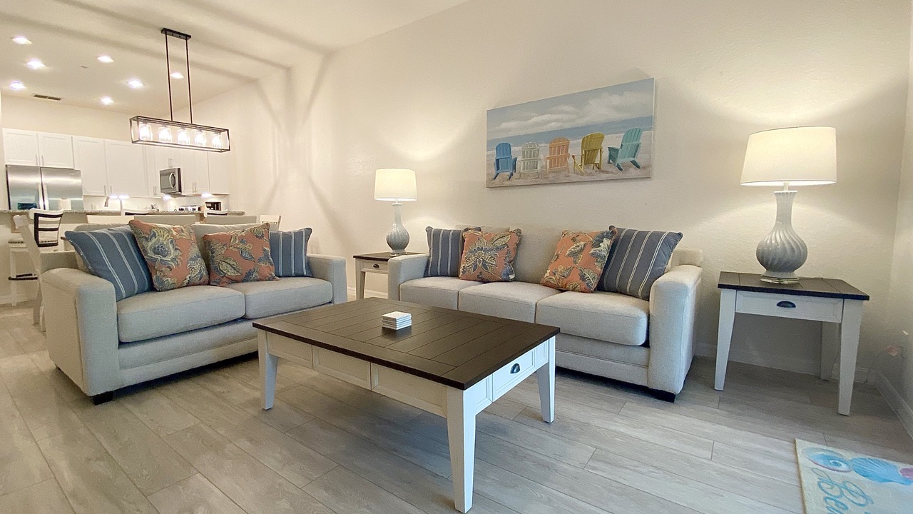 Photo of Livingroom in Bahama Bay