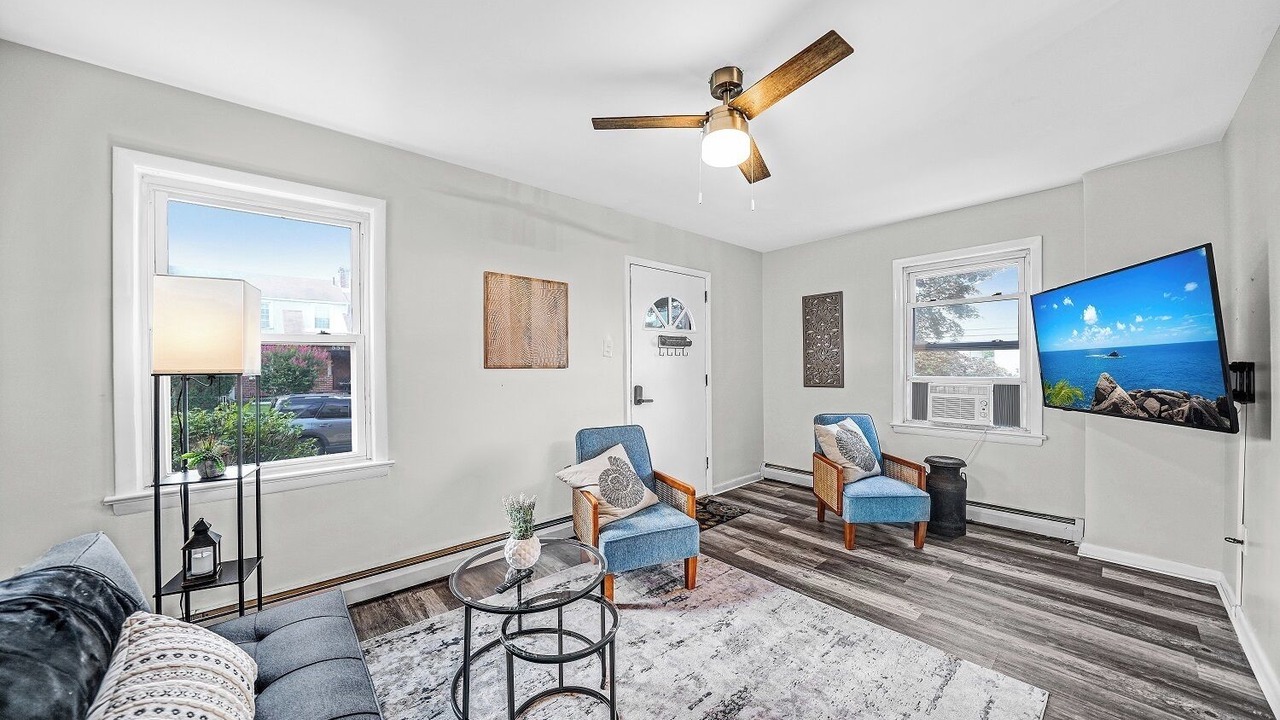 Photo of Livingroom in Gulph Mills