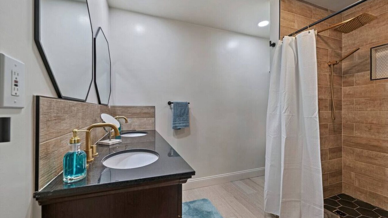Photo of Bathroom in Cedar Park