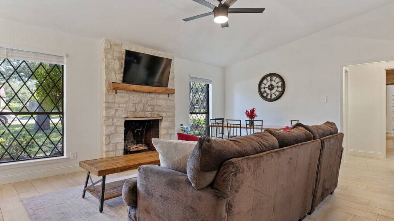 Photo of Livingroom in Cedar Park