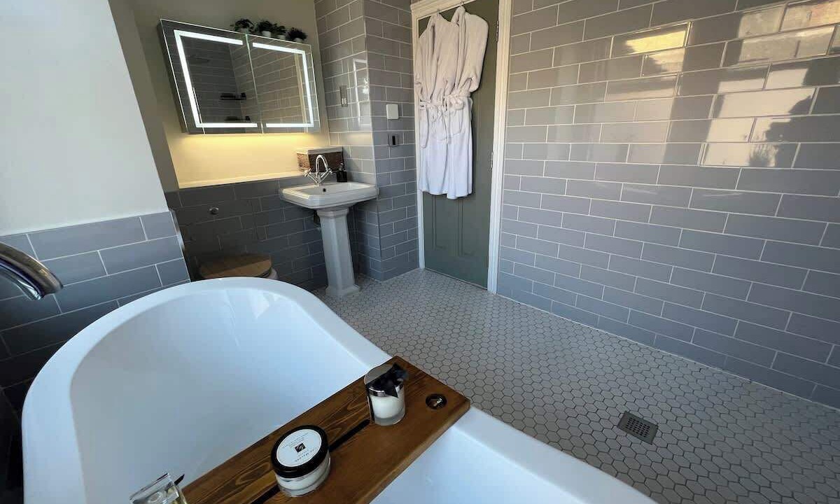 Photo of Bathroom in Streatham