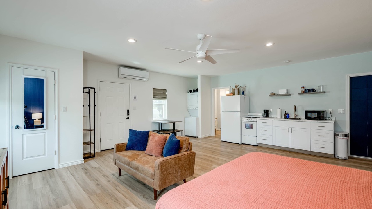 Photo of Bedroom in Buchanan Dam