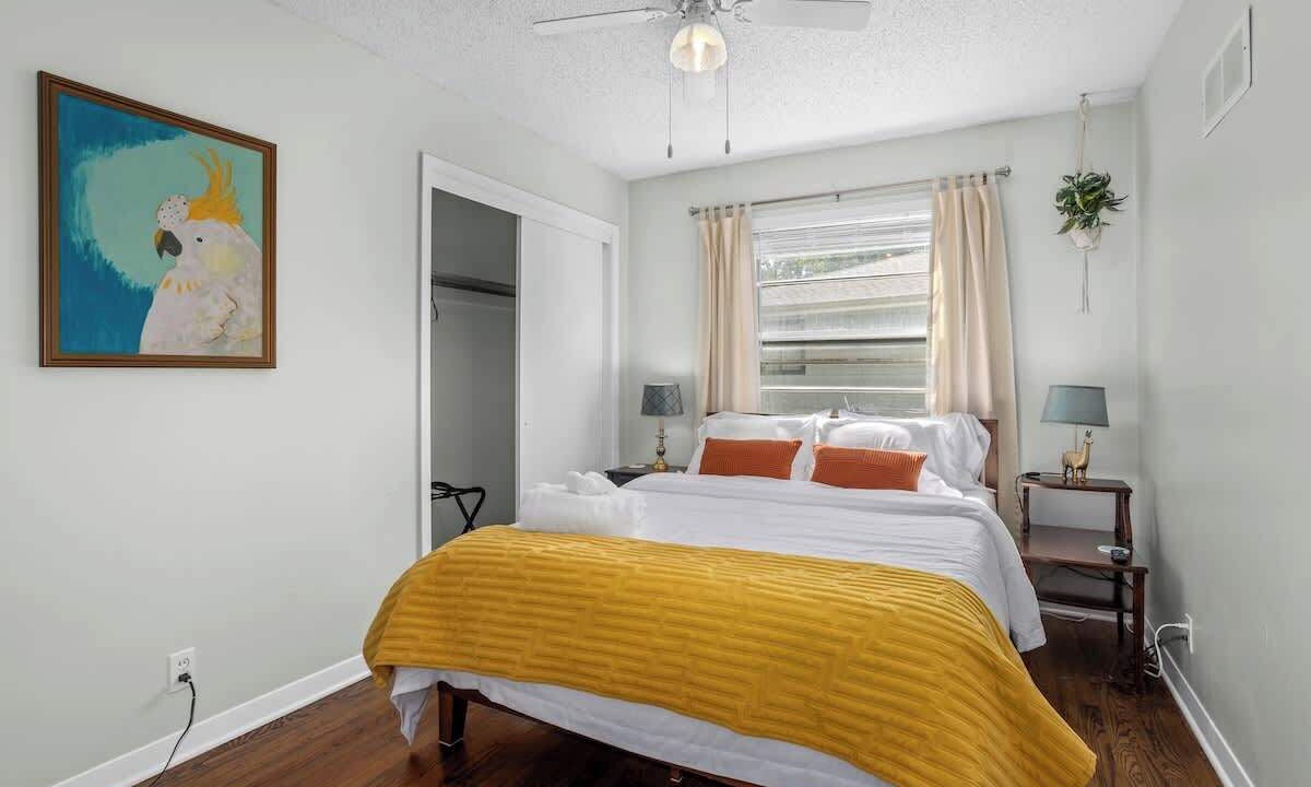 Photo of Bedroom in Lee's Summit