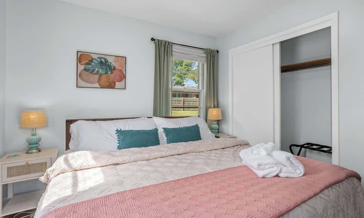 Photo of Bedroom in Lee's Summit