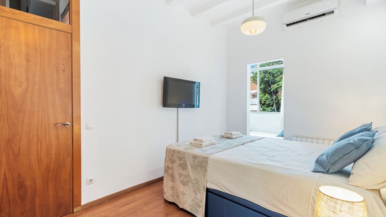 Photo of Bedroom in El Camp de l'Arpa del Clot