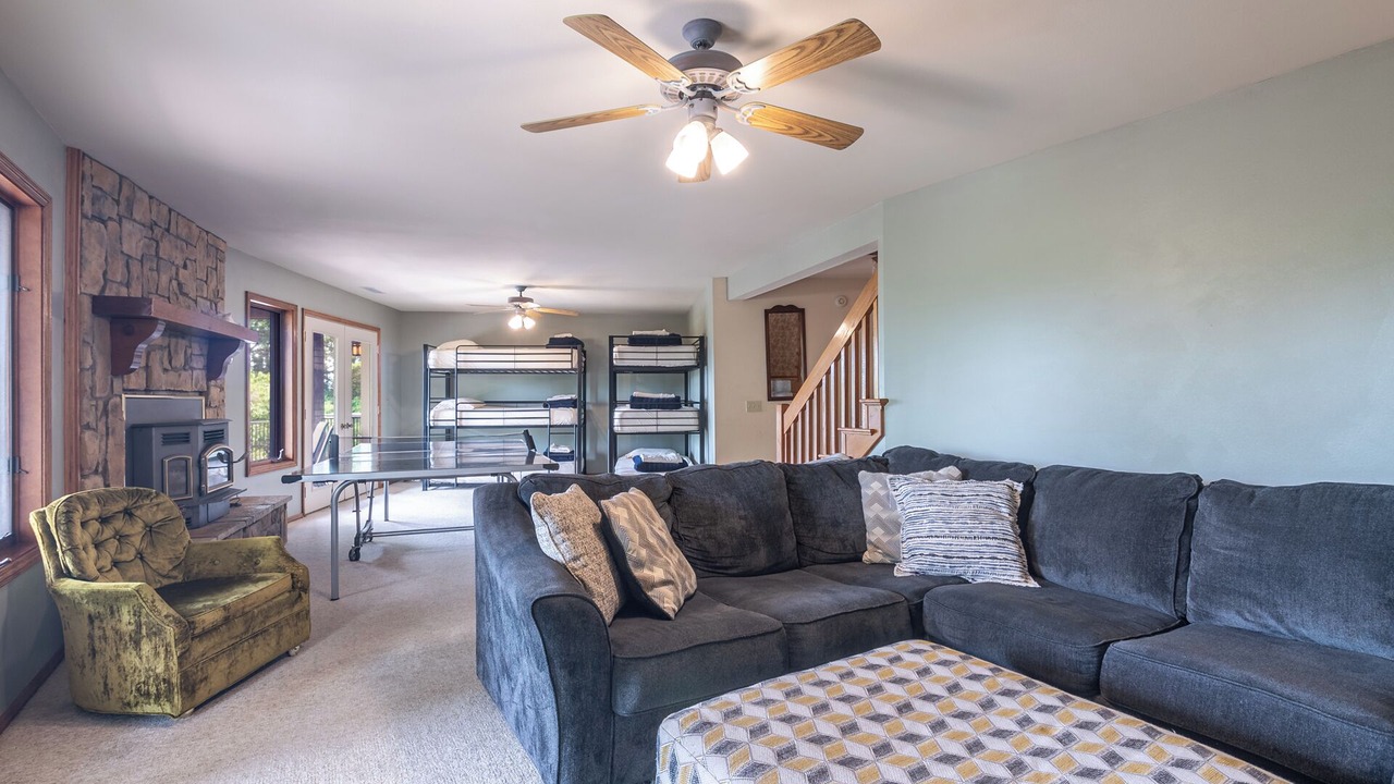 Photo of Livingroom in Lost Bridge Village