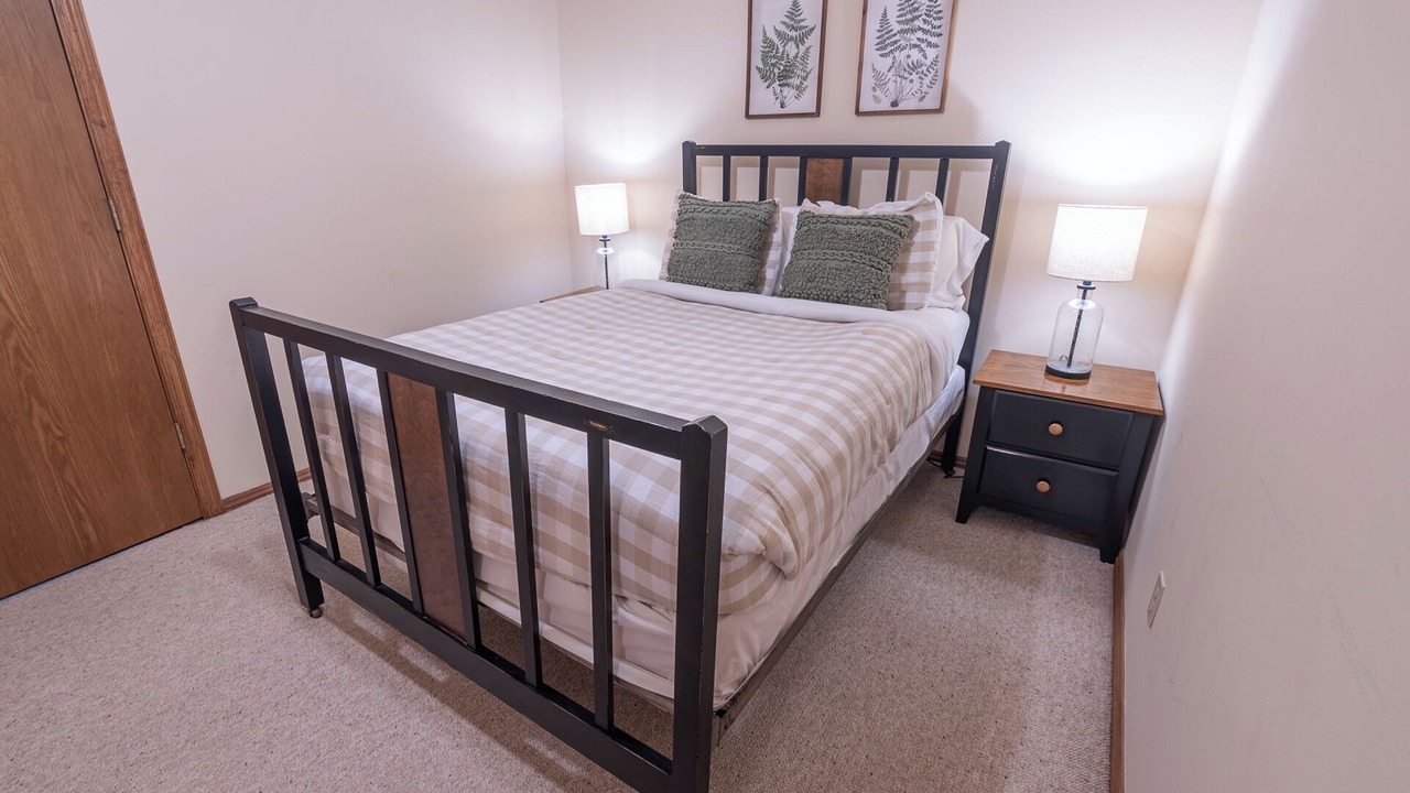 Photo of Bedroom in Lost Bridge Village
