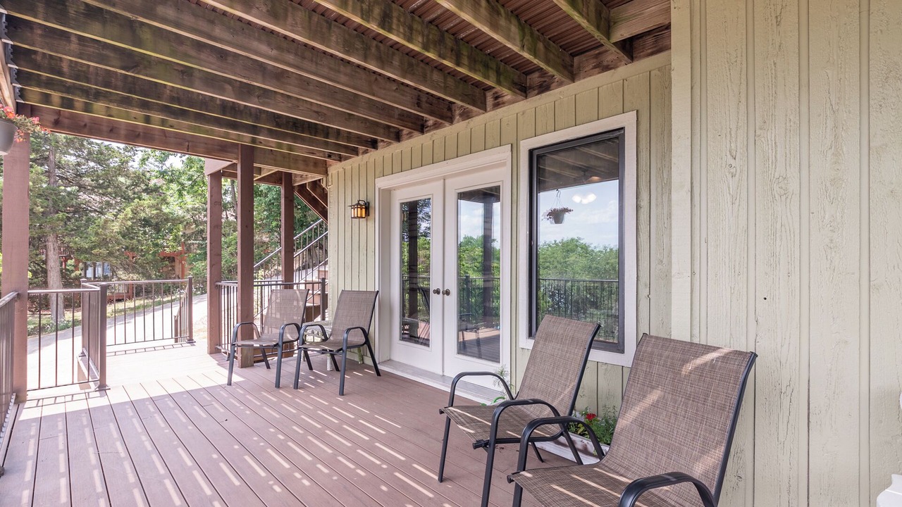 Photo of Patio Balcony in Lost Bridge Village