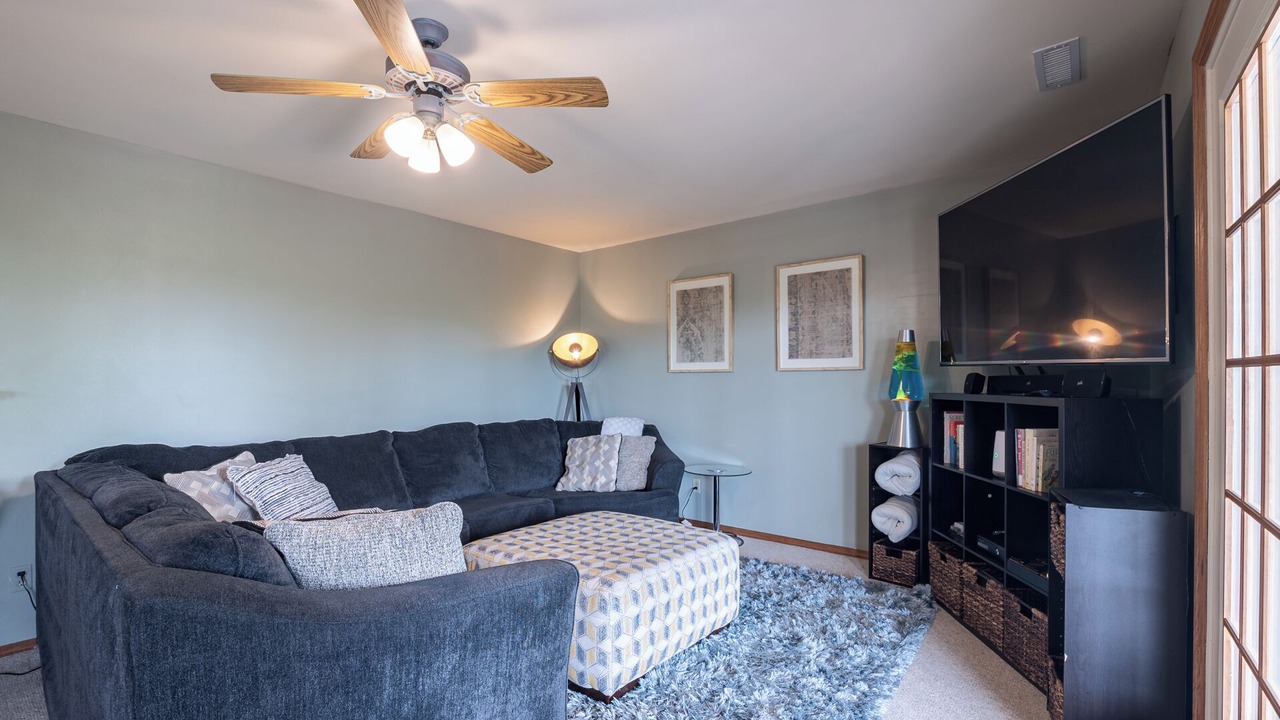 Photo of Livingroom in Lost Bridge Village