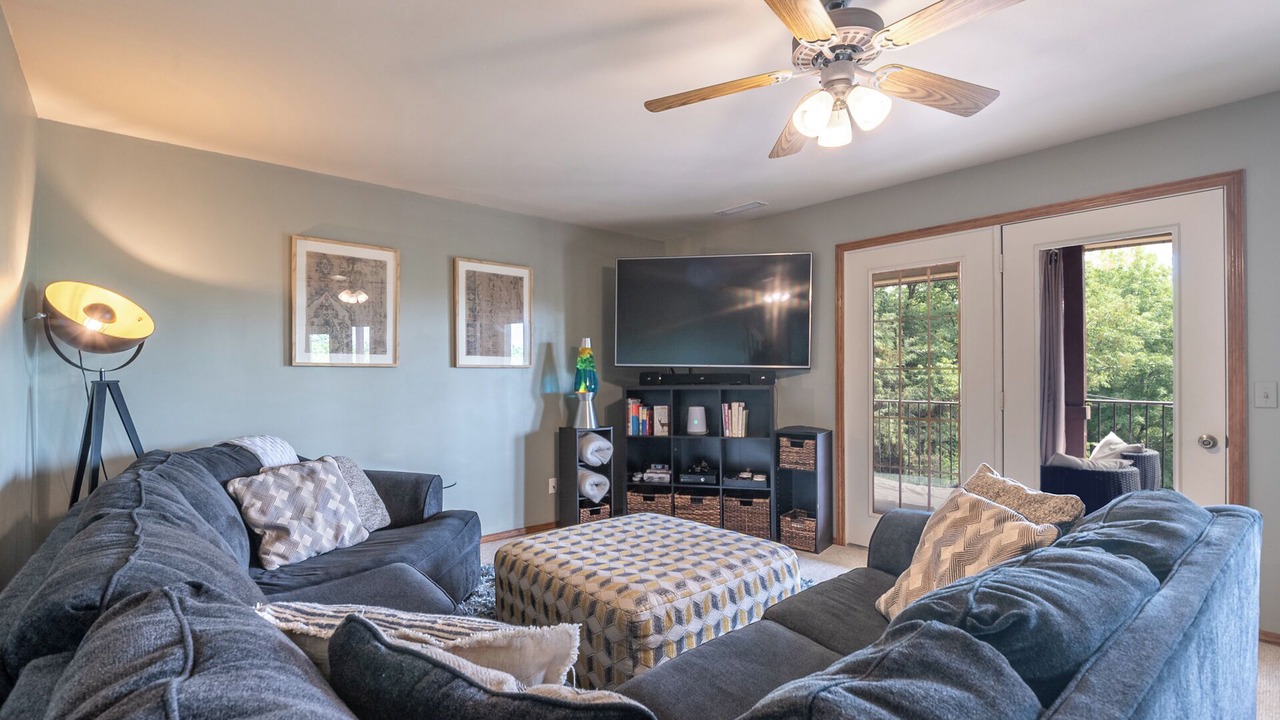 Photo of Livingroom in Lost Bridge Village