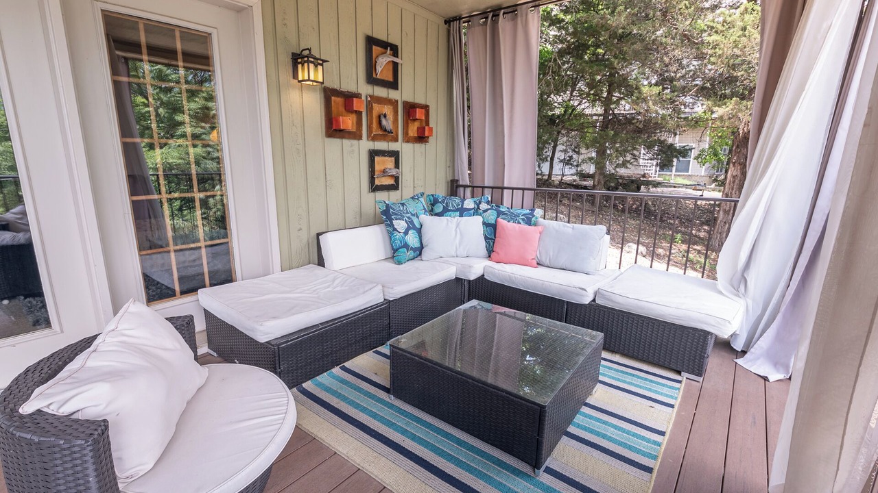 Photo of Patio Balcony in Lost Bridge Village