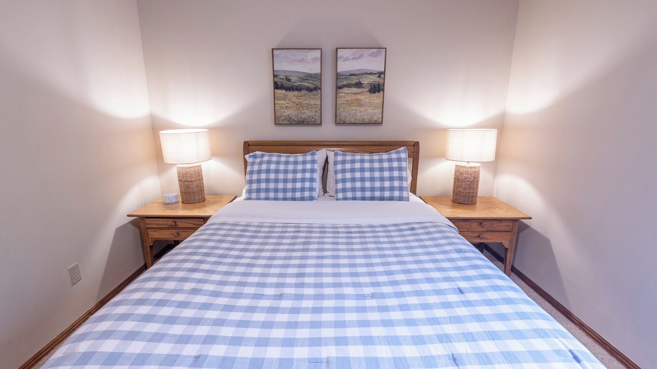 Photo of Bedroom in Lost Bridge Village