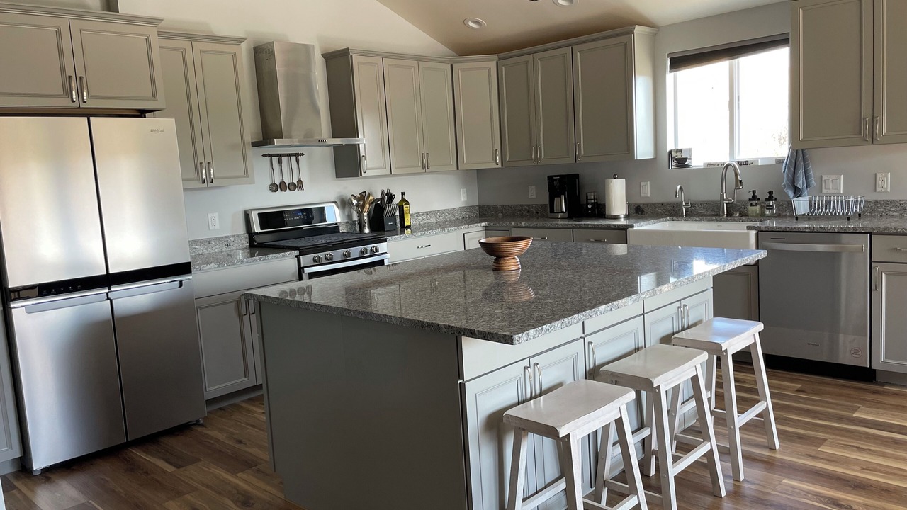 Photo of Others in Helena