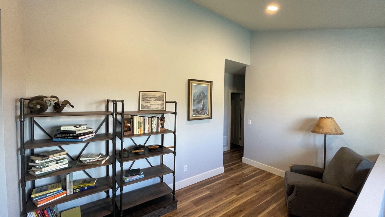 Photo of Others in Helena