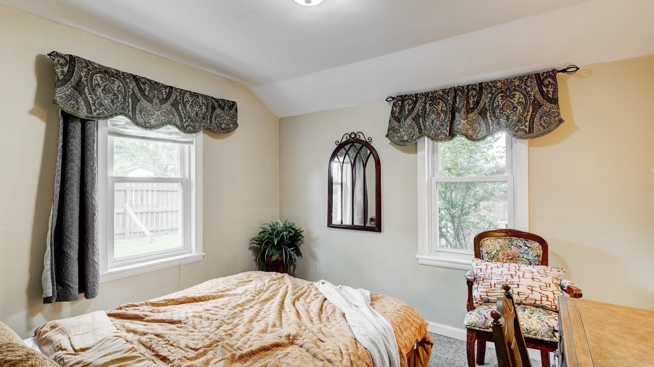 Photo of Bedroom in Evansville
