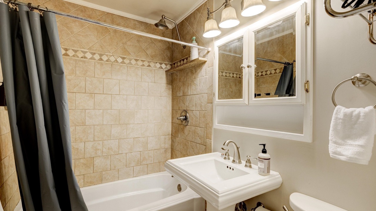Photo of Bathroom in Evansville