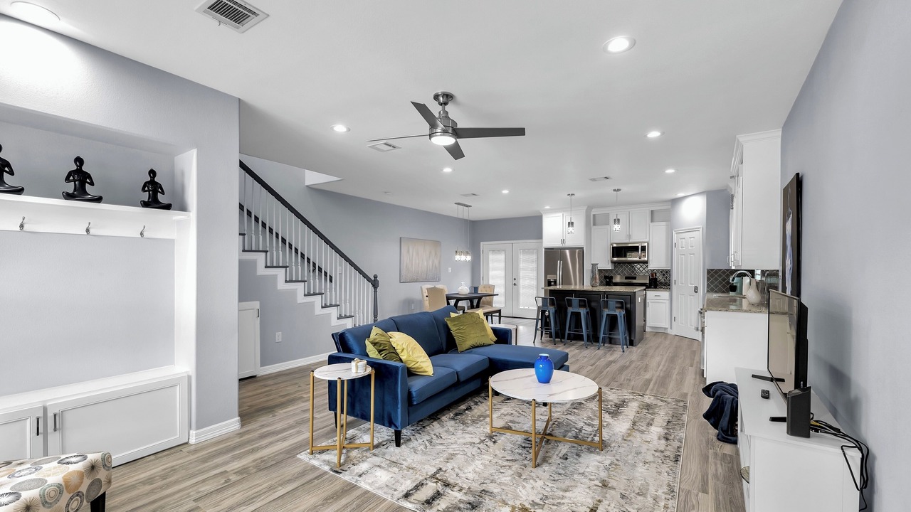 Photo of Livingroom in Greater East End