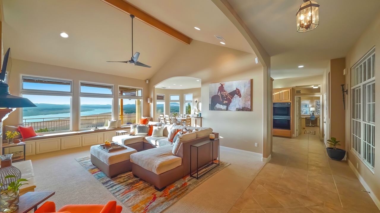 Photo of Livingroom in Lago Vista